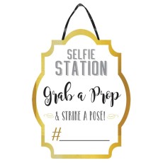 Selfie Station Sign